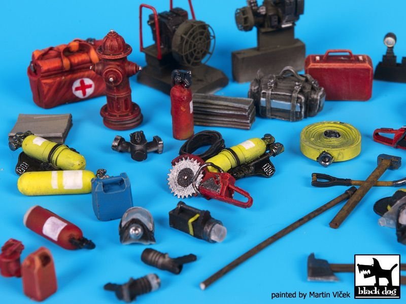 Black Dog T35144 Firefighters equipment accessories set 1/35 – Bild 4