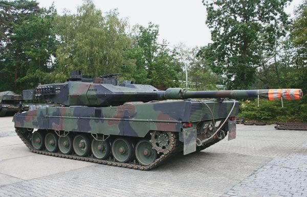 Revell 03180 Leopard 2 A6/A6M 1/72 – image 6