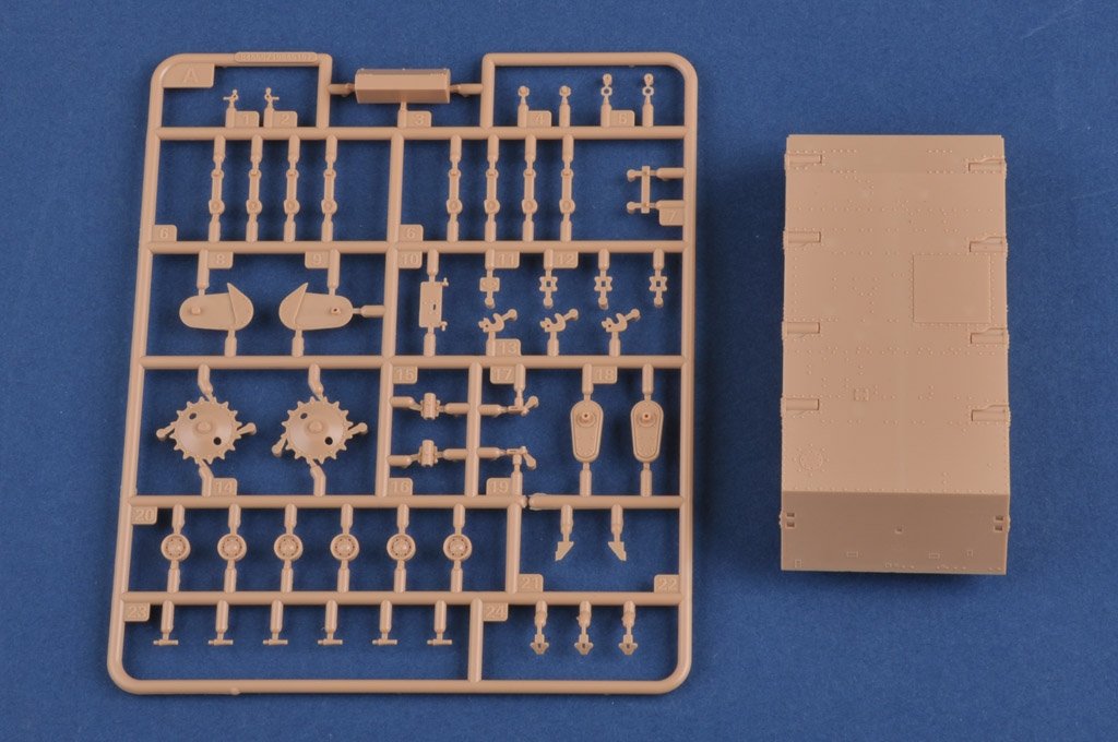 Hobby Boss 84555 Soviet T-60 Light Tank 1/35 – image 6