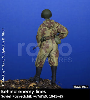 RADO Miniatures RDM35019 Soviet Razvedchik w/MP40, (1941-45) 1/35 – obrázek 4
