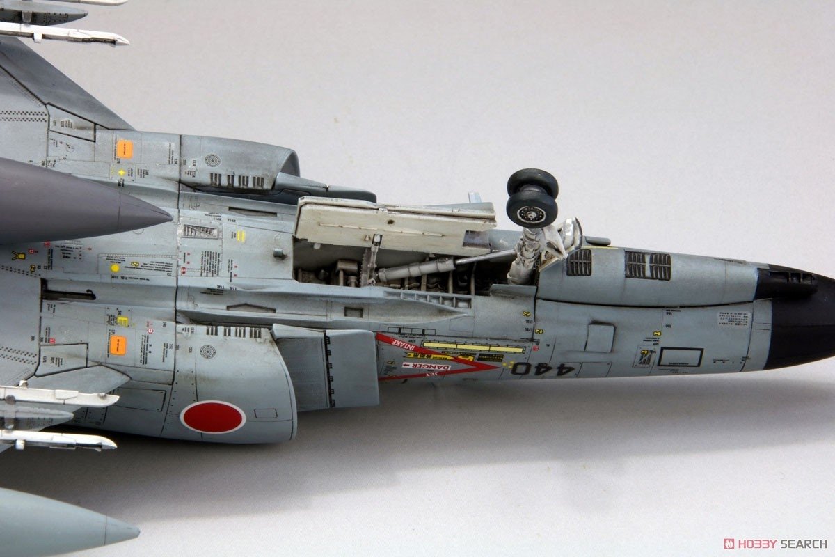 Fine Molds FP38 Japan Air Self-Defense Force F-4EJ Kai Fighter 1/72 – image 8