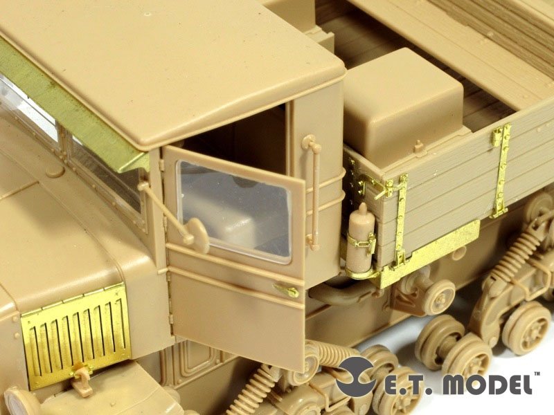 ET Model E35-049 WWII Soviet Voroshilovets Tractor (For TRUMPETER 01573) (1/35) – image 4