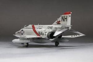 Fine Molds FP43S US Navy Jet Fighter F-4J &amp;quot;Aardvarks&amp;quot; 1/72 – image 5