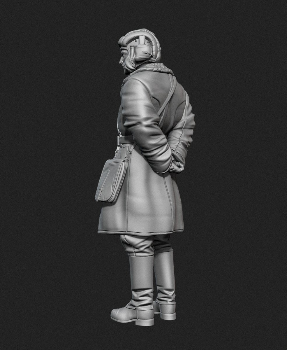 Panzer Art FI35-128 Soviet tank officer in sheepskin coat No.1 1/35 – image 4