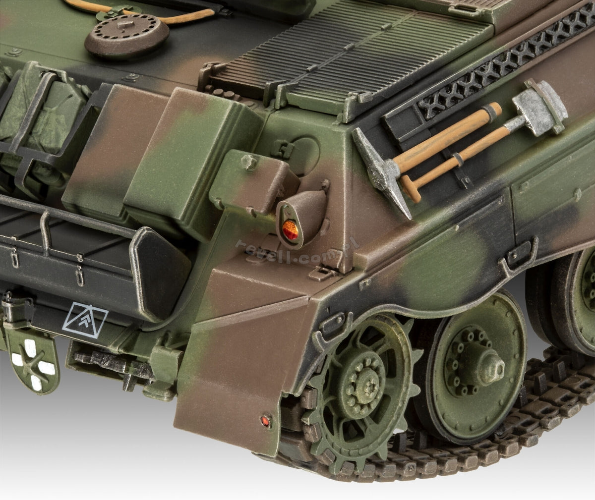Revell 03353 Raketenjagdpanzer Jaguar 1 1/72 – image 3
