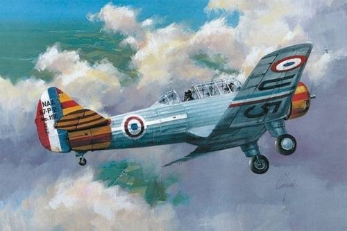 Azur A009 NA-57/ BT-9 1/72