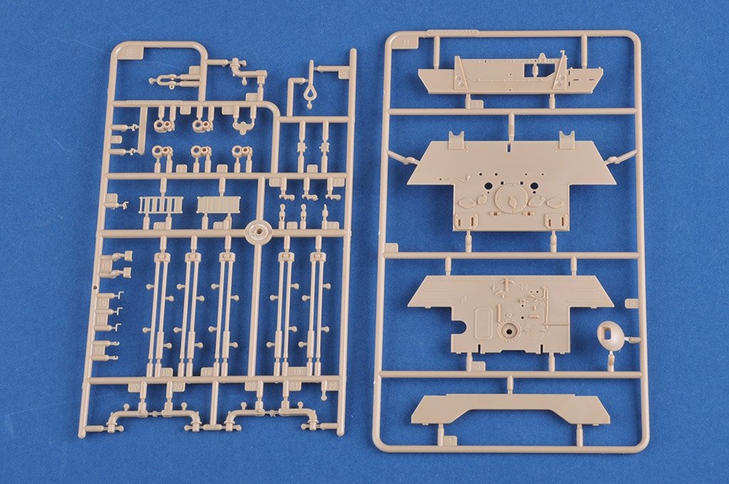Hobby Boss 84553 German Sd.Kfz.179 Bergepanther Ausf.G 1/35 – image 9