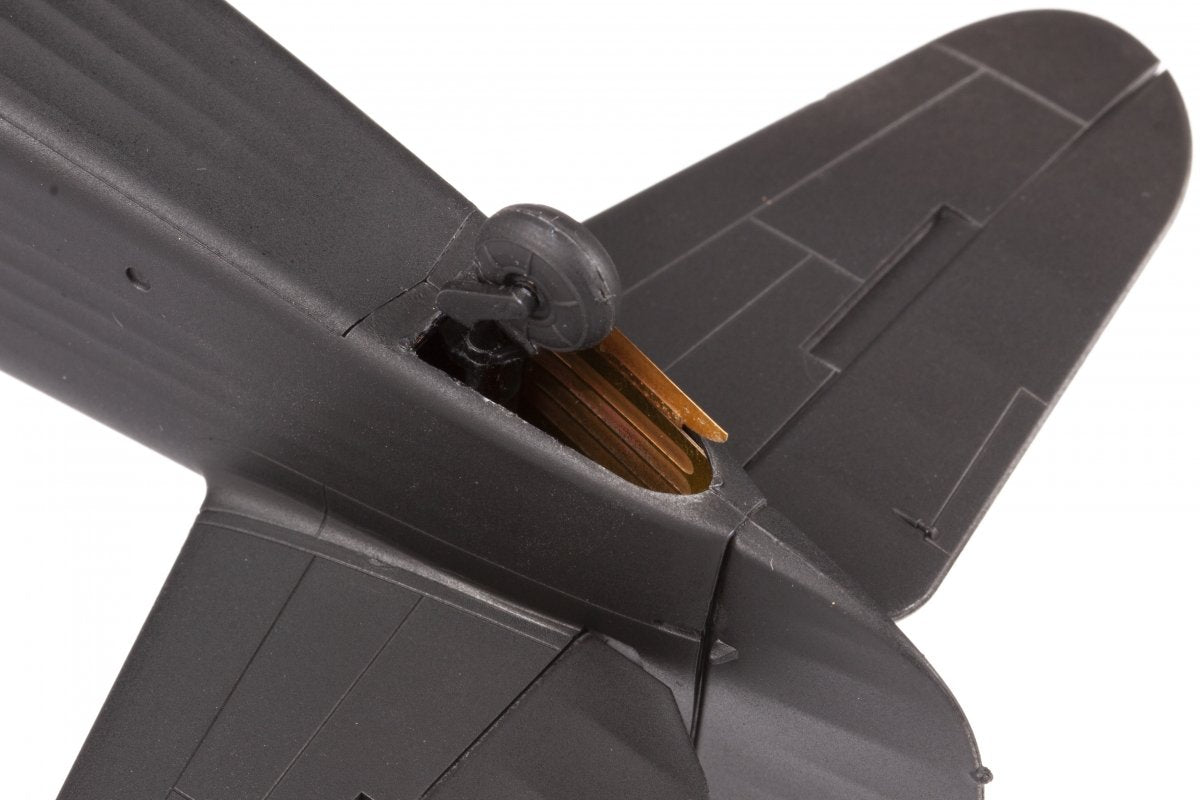 Eduard BIG33144 Yak-9T ICM 1/32 – image 16