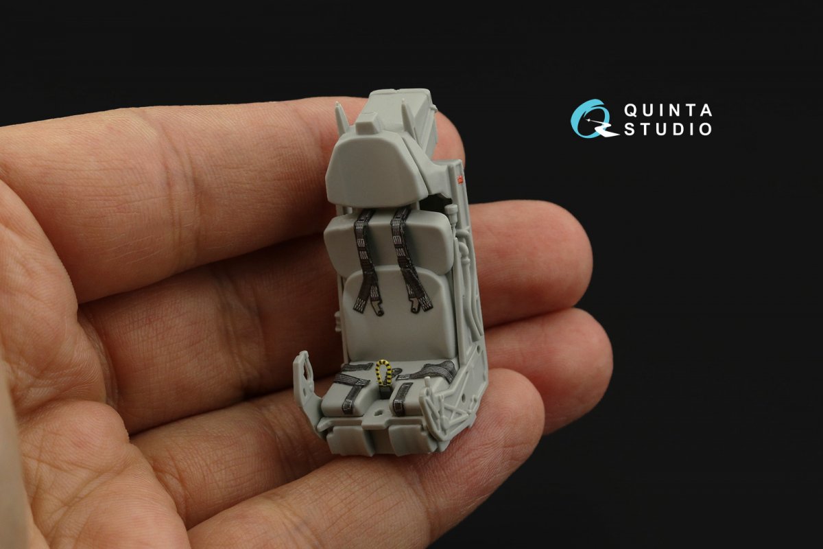 Quinta Studio QD32173 F-35A 3D-Printed &amp;amp; colored Interior on decal paper (Italeri) 1/32 – image 9