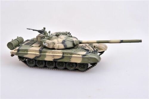 Modelcollect AS72119 Soviet Army T-72B Main battle tank, 1980s, 1/72 – image 4