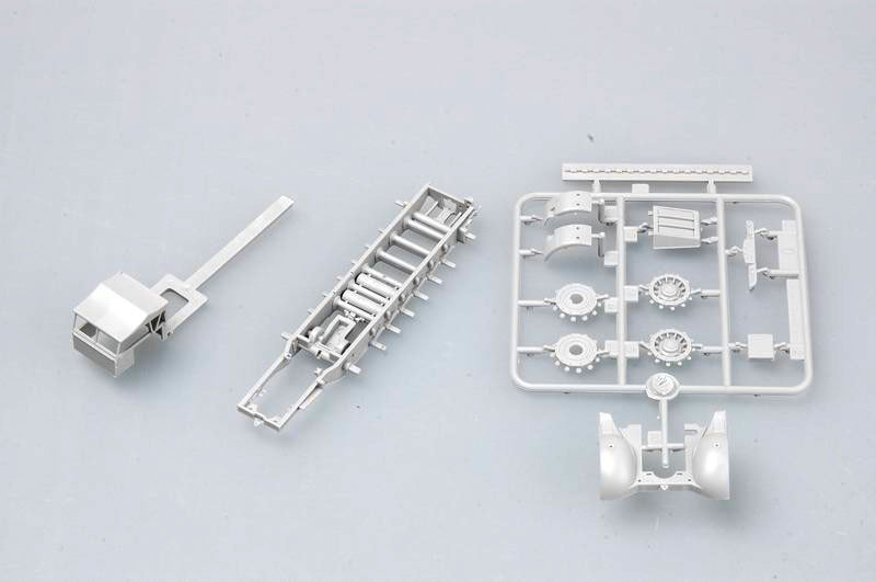 Trumpeter 07275 German Sd.Kfz.9 (18t) Half-Track Sd.Ah.116 Trailer 1/72 – image 6