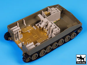 Black Dog T35101 M 109 A2 interior accessories set 1/35 – obrázek 4