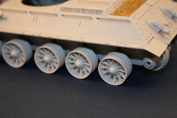 Panzer Art RE35-087 Burn out late “Spider” wheels for T-34/T-54 tanks 1/35 – zdjęcie 3