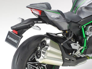 Tamiya 14136 Kawasaki Ninja H2 Carbon 1/12 – image 10