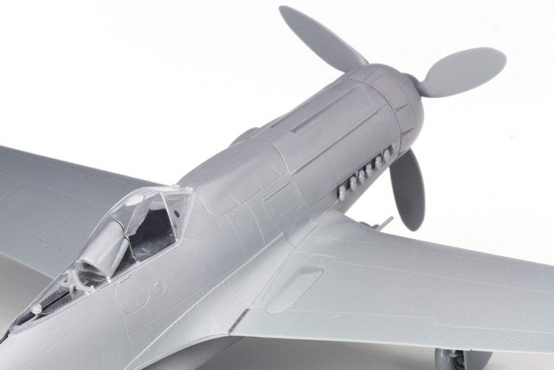 Dragon 5573 Focke-Wuff Ta 152C-1/R14 1/48 – image 6