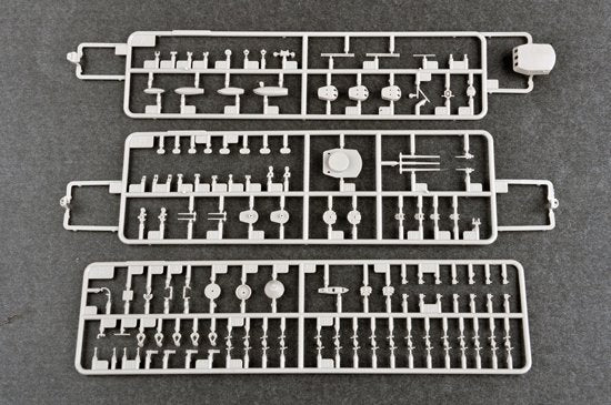 Trumpeter 06717 HMS Nelson 1944 1/700 – image 6