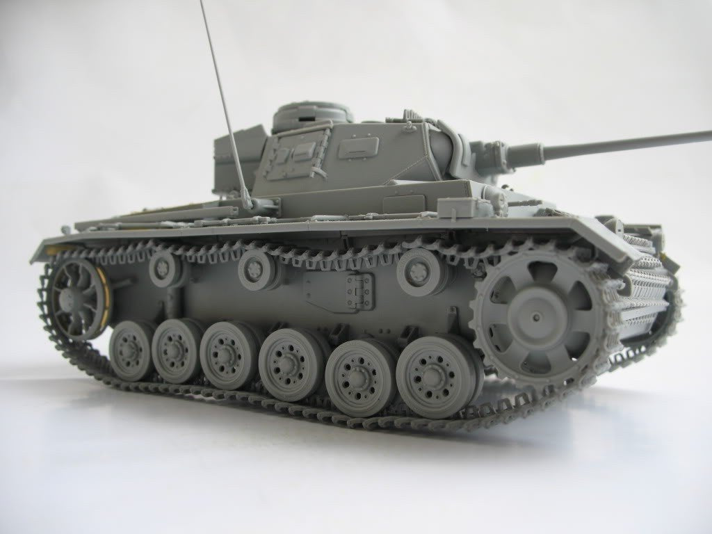 Dragon 6394 Pz.Kpfw.III Ausf.J 1/35 – image 3