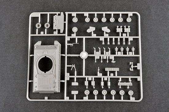 Trumpeter 07168 US M4A3E8 with 105mm M4 1/72 – zdjęcie 4