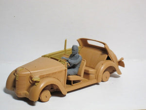 ICM 35642 German Drivers (1939-1945) (4 figures) 1/35 – immagine 2