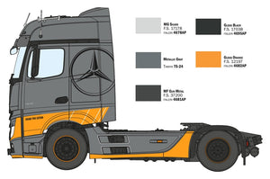 Italeri 3968 MB Actros MP4 Big Space - Grand Prix Edition 1/24 – image 3
