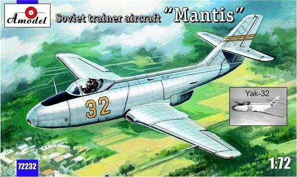 A-Model 72232 Yak-32 Soviet trainer "Mantis" 1/72