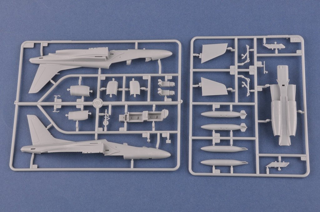 Hobby Boss 87266 JASDF T-4 Trainer 1/72 – Bild 6