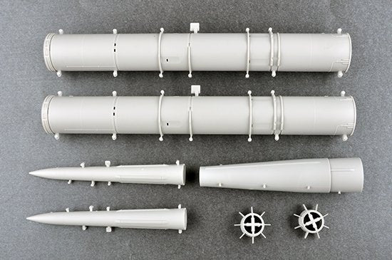 Trumpeter 09518 Russian S-300V 9A82 SAM 1/35 – image 16