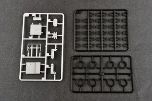 Trumpeter 01047 M270/A1 Multiple Launch Rocket System Finland/Netherlands 1/35 – Bild 12