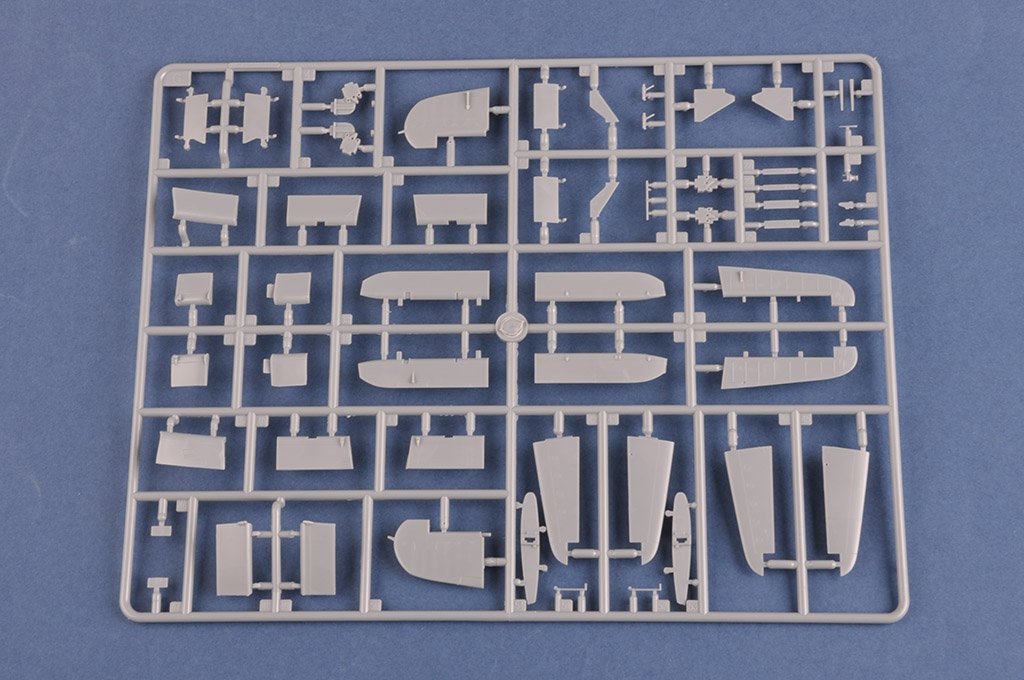 Hobby Boss 80383 F4U-1A Corsair 1/48 – image 5