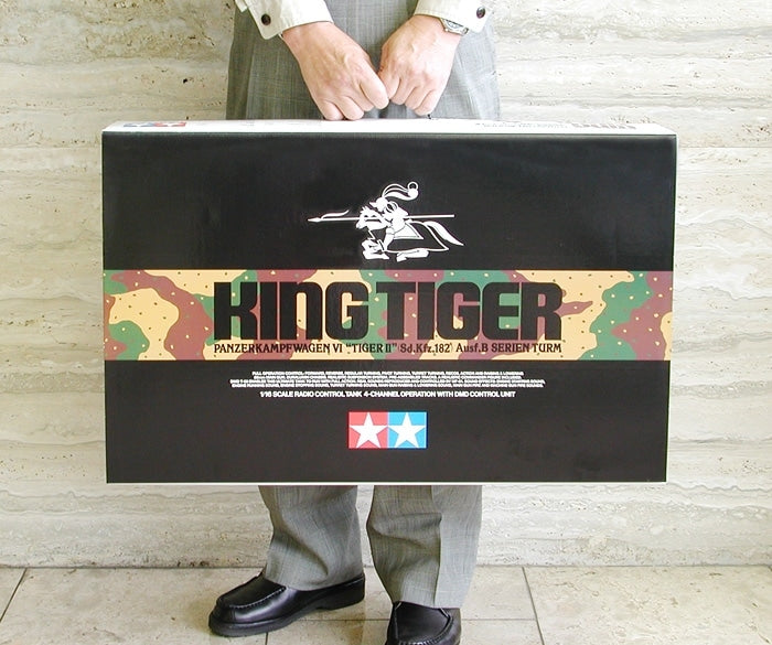 Tamiya 56018 R/C GERMAN HEAVY TANK TYPE VI KING TIGER PRODUCTION TURRET FULL-OPTION COMPLETE KIT 1/16 – image 3