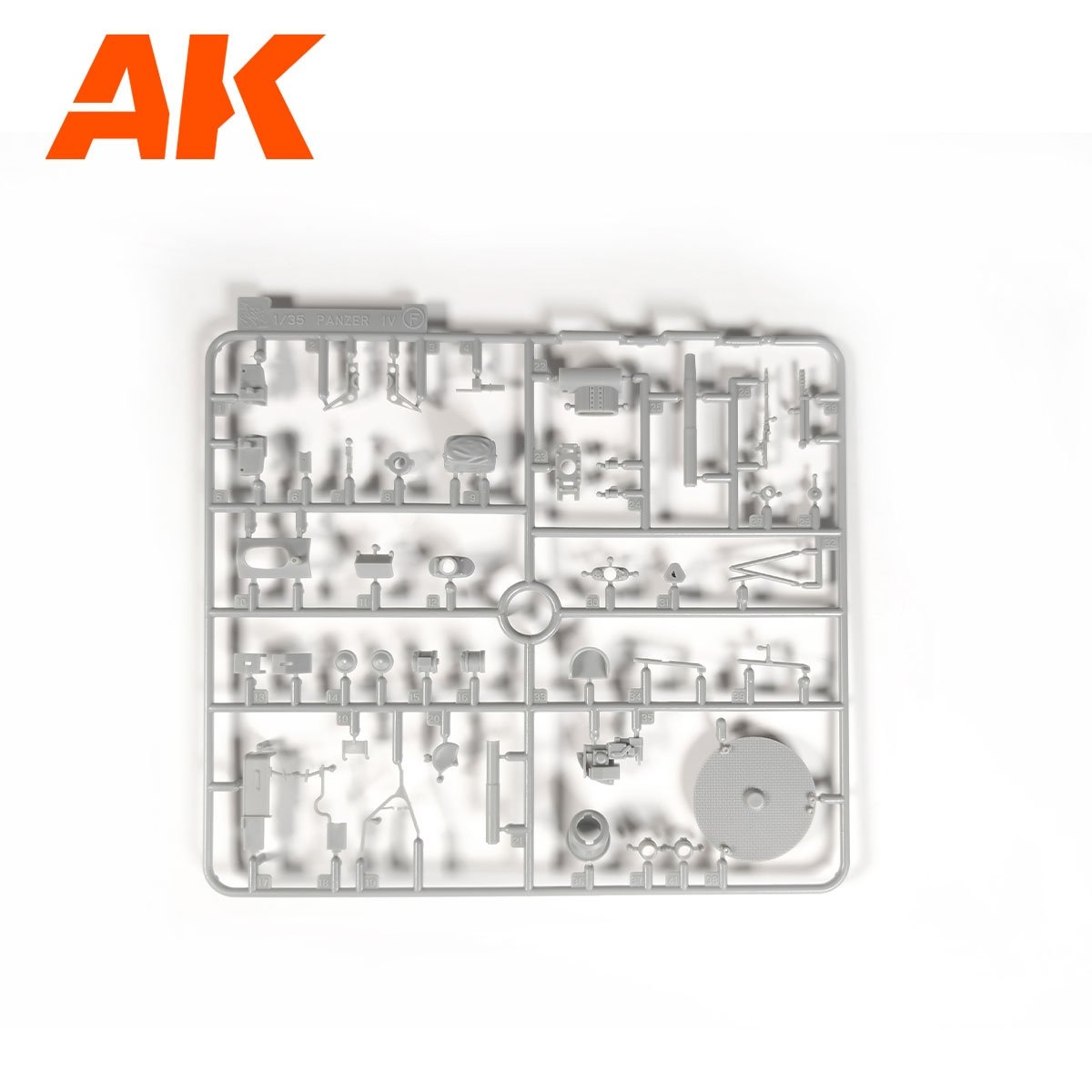 AK Interactive AK35504 PZ.KPFW.IV AUSF.D AFRIKA KORPS 1/35 – image 12