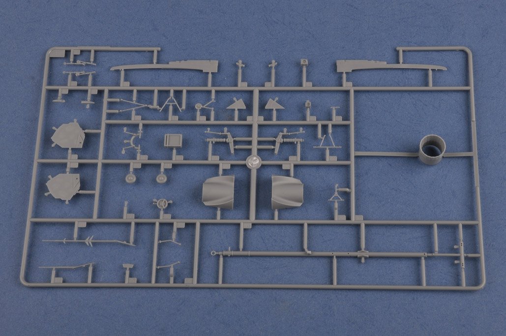 Hobby Boss 81758 Su-17M4 Fitter-K 1/48 – obrázek 11