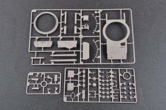 Trumpeter 01550 Russian T-62 Mod.1975 With KMT-6 Mine Plow 1/35 – obrázek 10