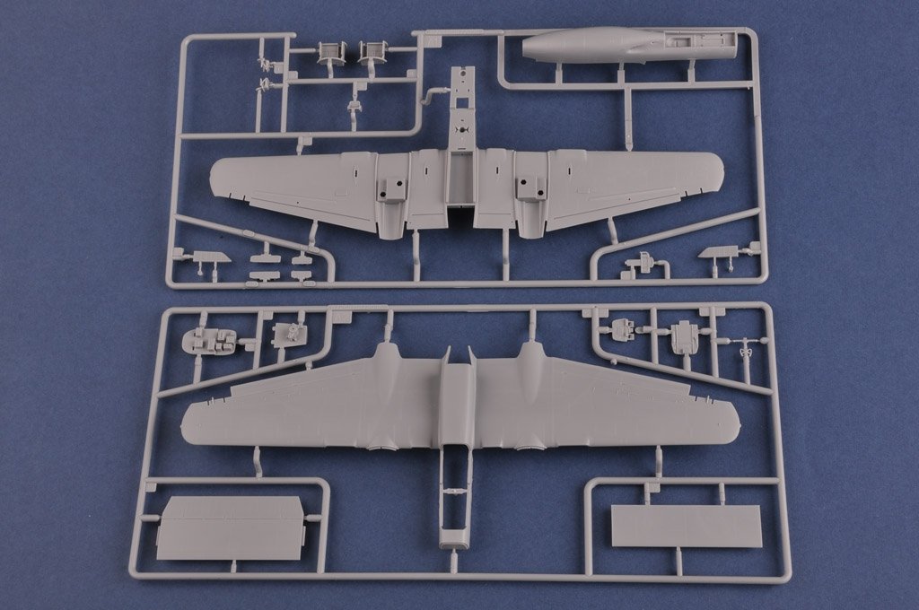 Hobby Boss 87261 US P-61A Black Widow 1/72 – image 6