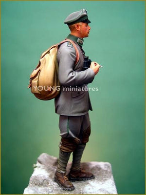 Young Miniatures YM7001-R Oberleutnant 3rd Light Infantry Regiment 1917 70mm – imagen 3