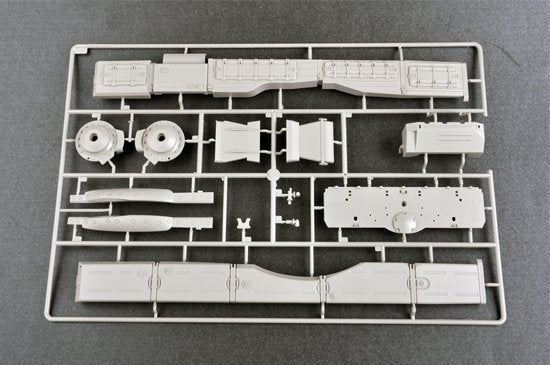 Trumpeter 00925 Russian T-72B1 MBT w/kontakt-1 reactive armor 1/16 – image 6