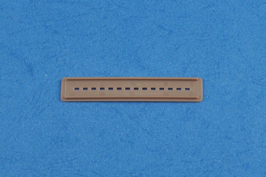 Hobby Boss 81011 Soviet T-35 Heavy Tank Track Links 1/35 – obrázek 6