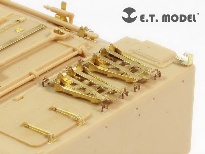 ET Model E35-099 Swedish Infantry Fighting Vehicle CV9040B (For ACADEMY 13217) (1/35) – image 9