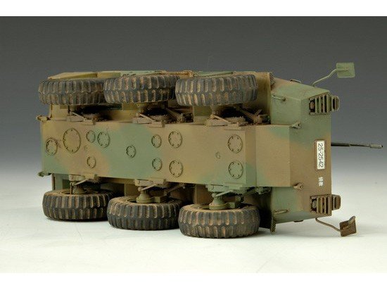 Trumpeter 00327 JGSDF Type 87 Reconnaissance Vehicle 1/35 – image 8