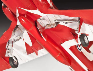 Revell 04284 BAe Hawk Red Arrows 1/32 – Bild 3
