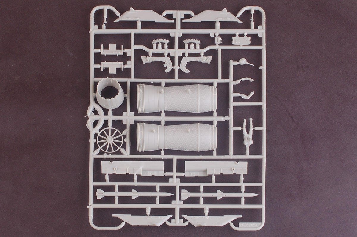 Kitty Hawk 80132 F-35C Lighting II 1/48 – Bild 11