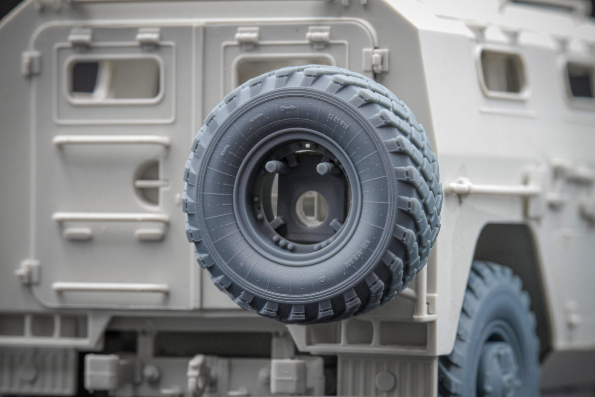 ScaleX WM 35016 GAZ Tiger V2 (with shield) Ordinary wheel set (for Meng) 1/35