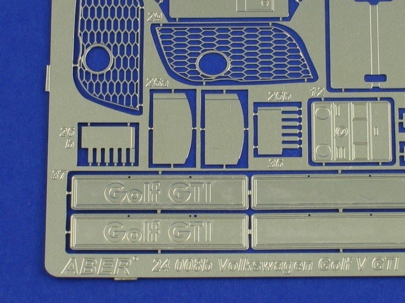 Aber 24008 Volkswagen Golf V GTI 1/24 – imagen 4