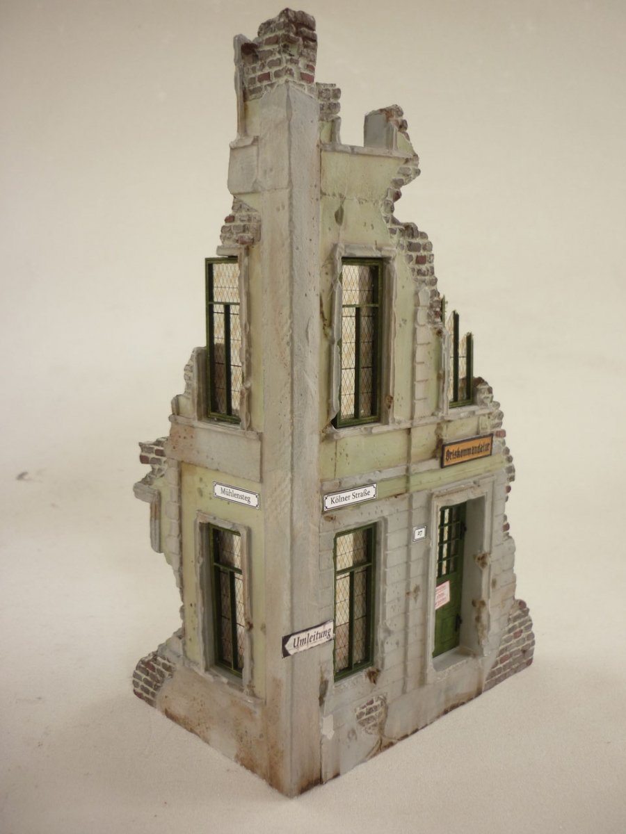 RT-Diorama 35256 Corner Ruin 1/35 – image 3