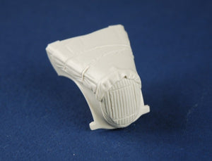 Panzer Art RE35-218 Ford 3000 engine deck with winter canvas 1/35 – obrázek 3