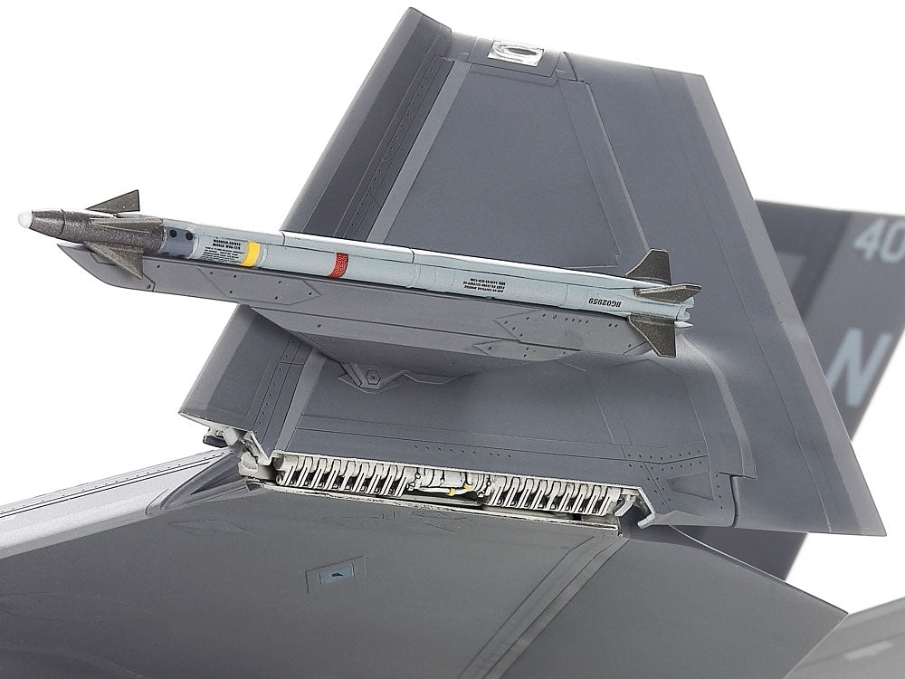 Tamiya 61127 Lockheed Martin F-35C Lightning II 1/48 – zdjęcie 16