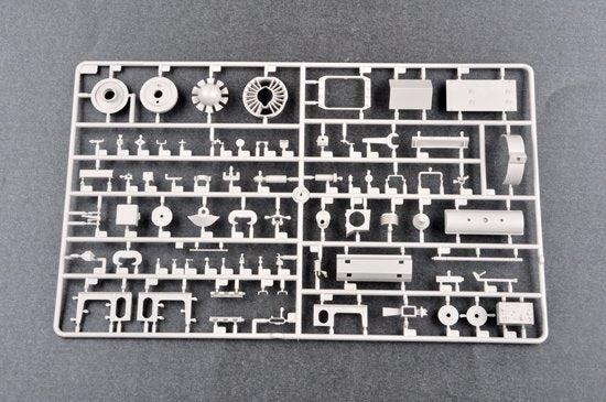 Trumpeter 00922 German Pz.Beob.According to IV Ausf.J Medium Tank 1/16 – image 14