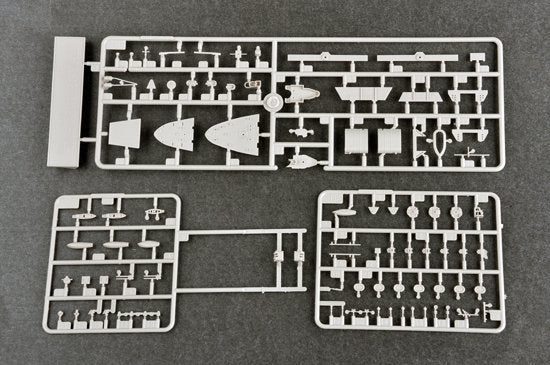 Trumpeter 06713 HMS Ark Royal 1939 1/700 – image 7