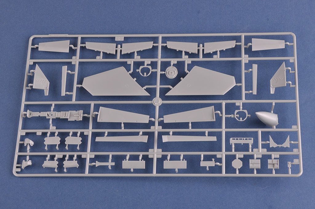 Hobby Boss 85813 F/A-18F Super Hornet 1/48 – image 10