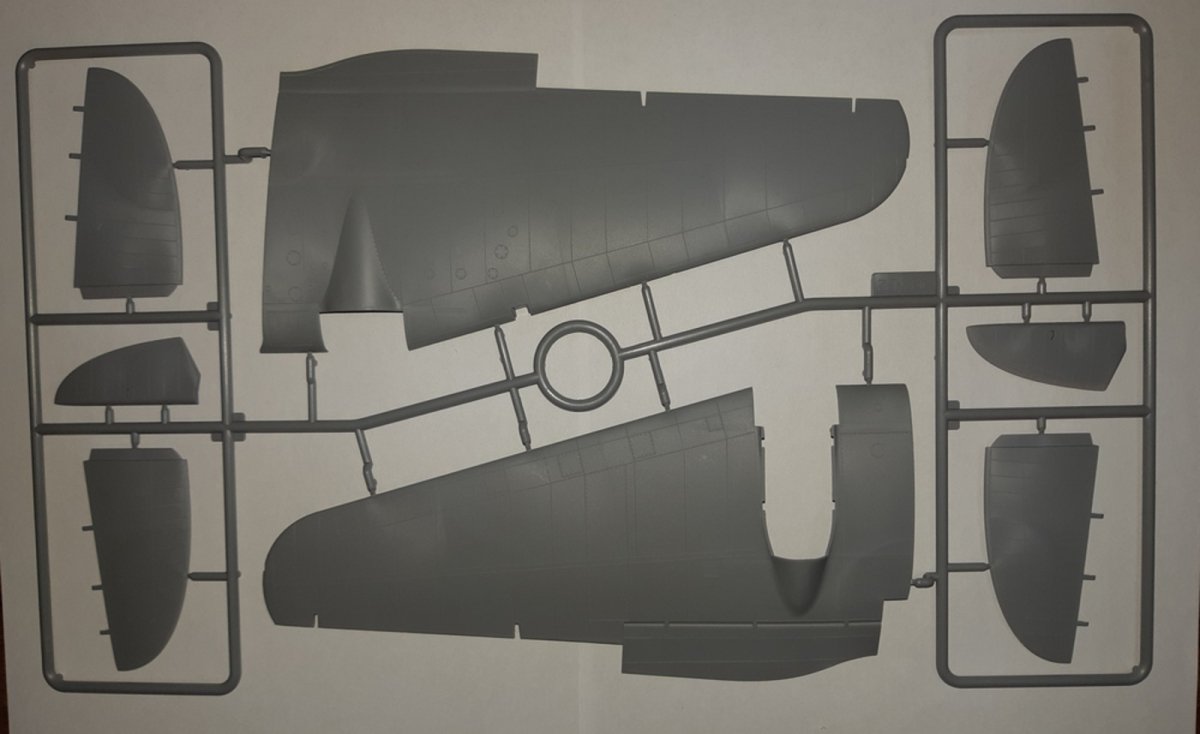 ICM 48264 He 111H-20, WWII German Bomber 1/48 – immagine 8